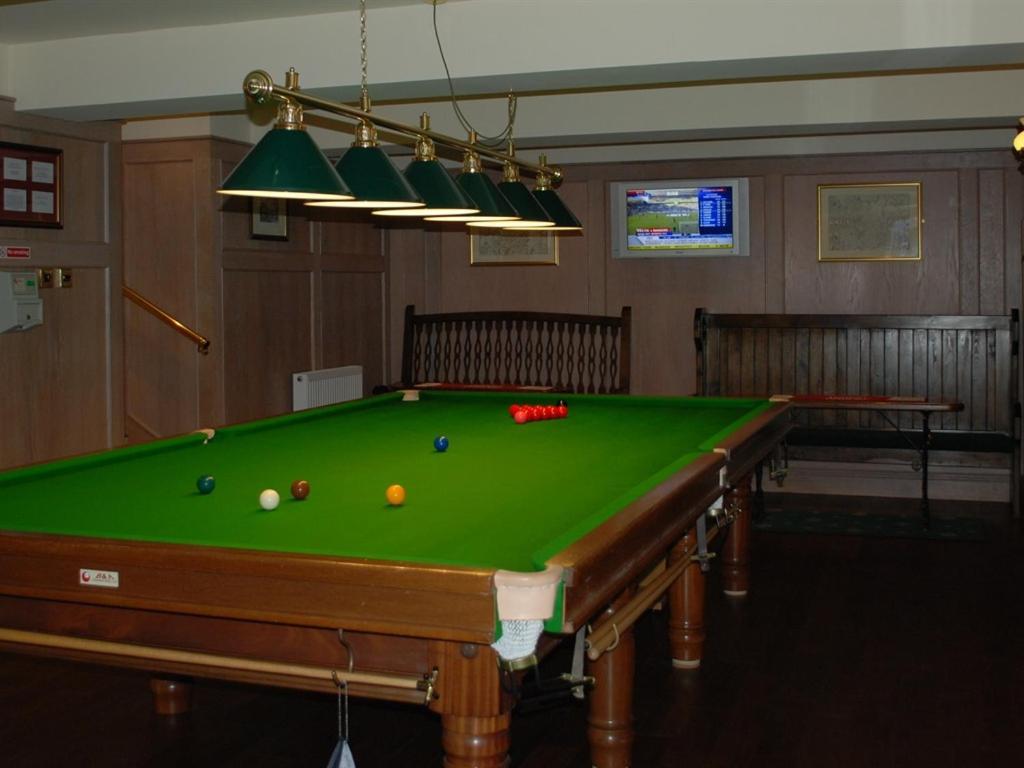 Апартаменти The Cross Keys Мілнторп Екстер'єр фото
